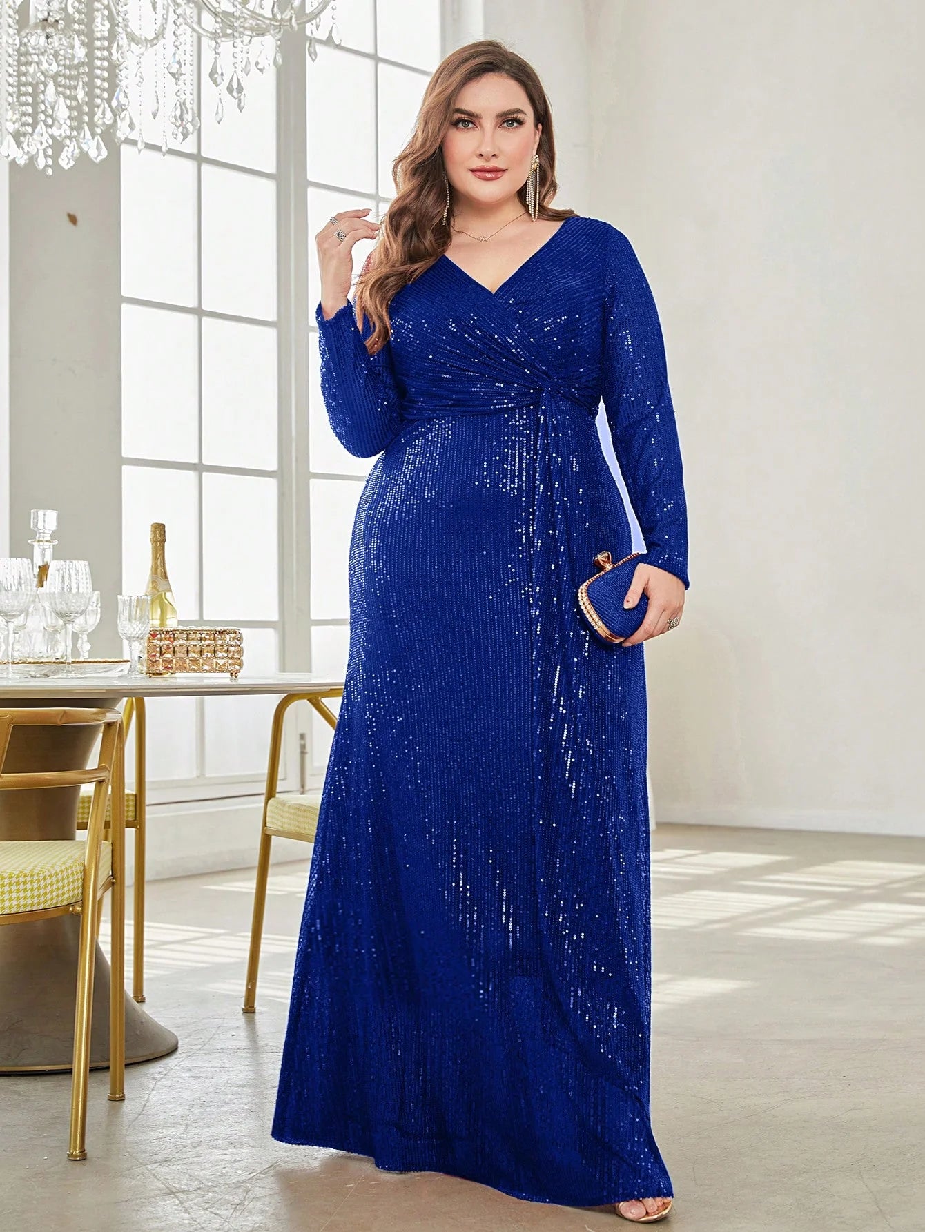 Plus Size Luxury V-Neck Long Sleeves Sequins Evening Dresses Women Elegant Party Maxi Cocktail Graduation Gowns