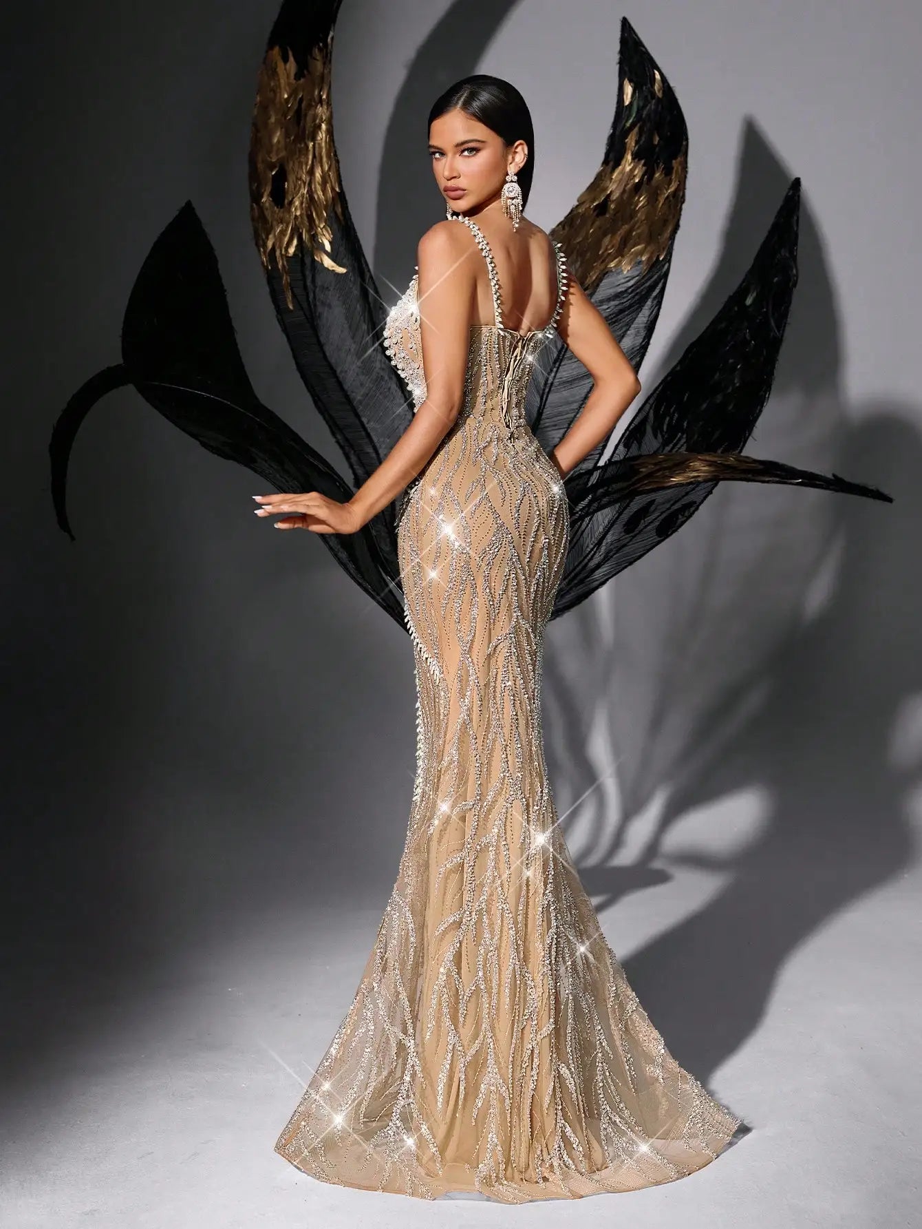 Off Shoulder Beaded Mermaid Evening Dress with Sequin Embellishments for Formal Events