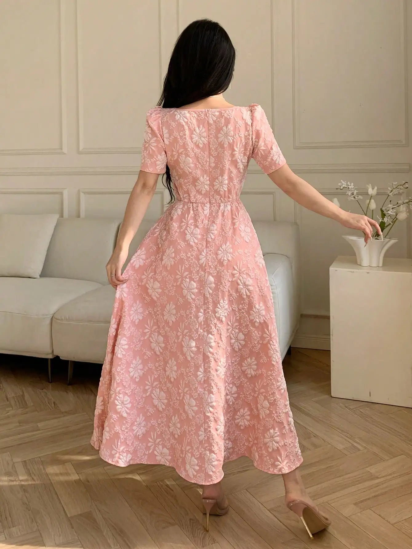 Pink Floral Jacquard A-Line Midi Dress with Square Neck and Puff Sleeves